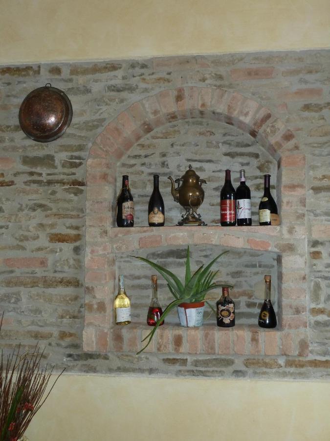 Agriturismo San Martino Castiglione Tinella Exteriér fotografie