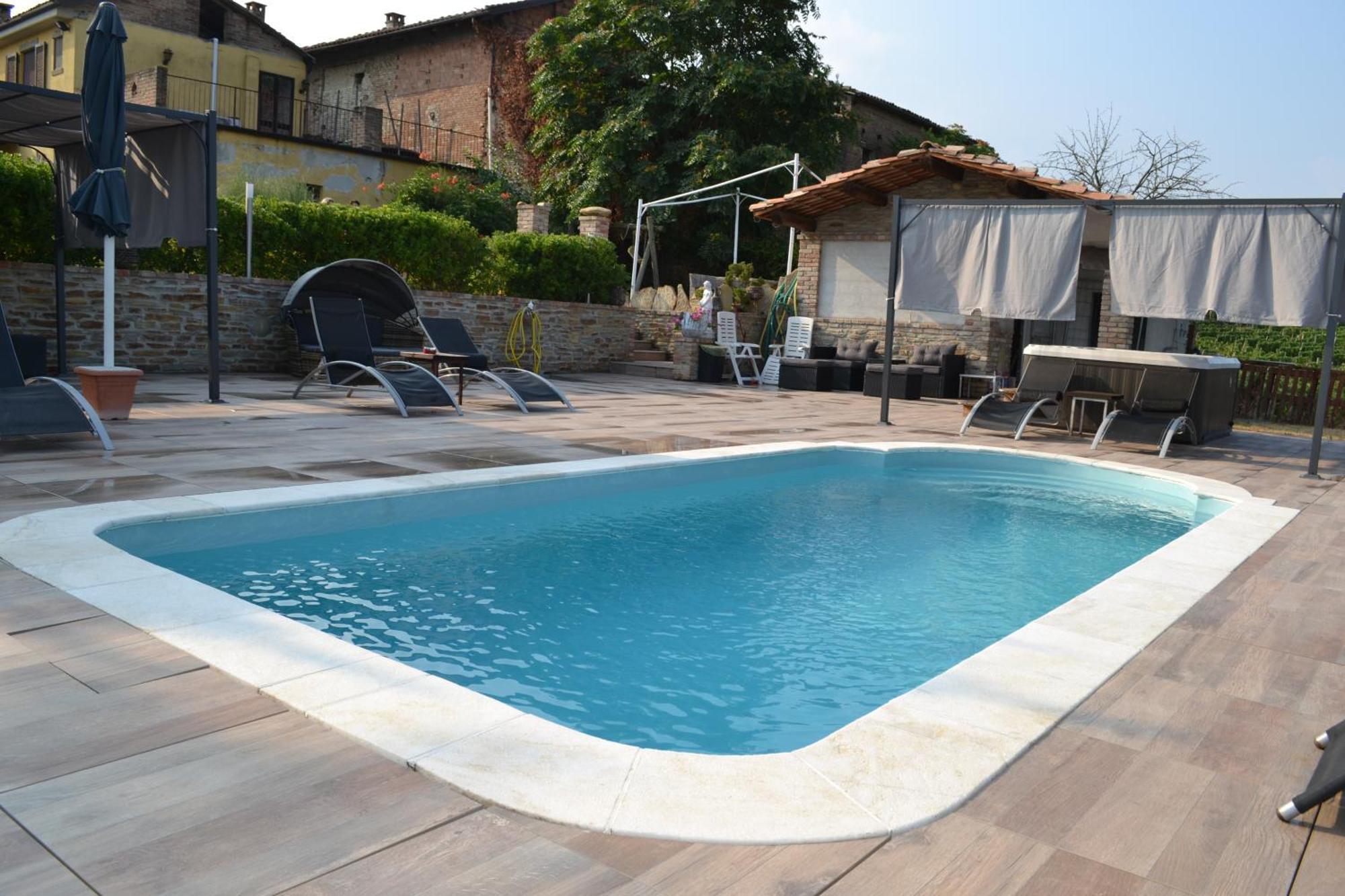 Agriturismo San Martino Castiglione Tinella Exteriér fotografie